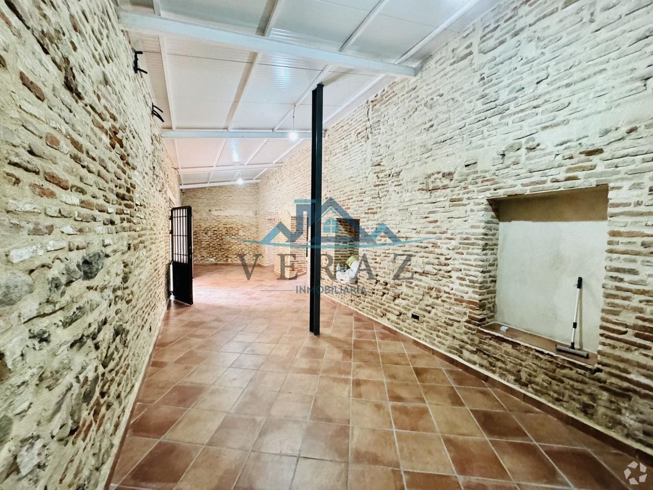 Retail in Talavera de la Reina, Toledo for lease Interior Photo- Image 1 of 9