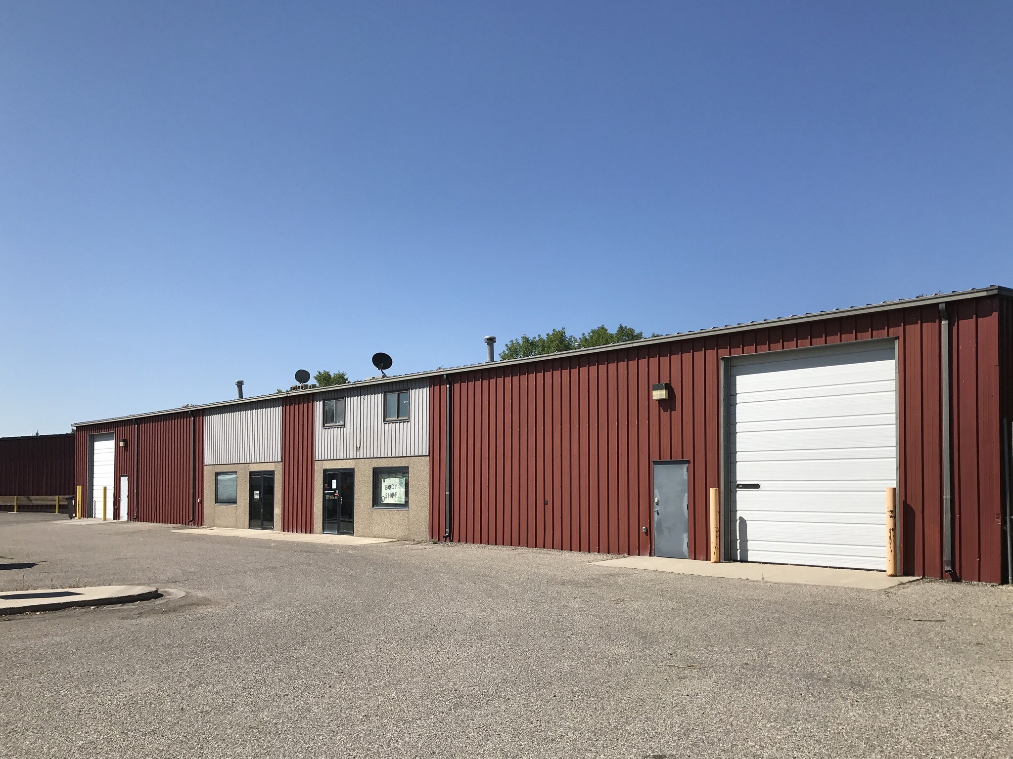 4207-4211 NW 12th Ave, Fargo, ND for sale Building Photo- Image 1 of 1