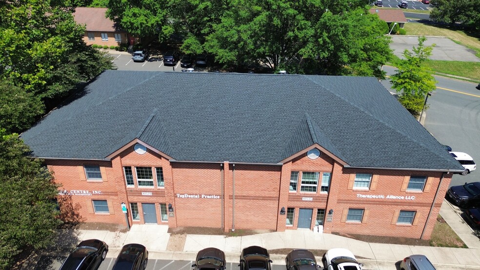 10529-10535 Crestwood Dr, Manassas, VA for lease - Building Photo - Image 2 of 8