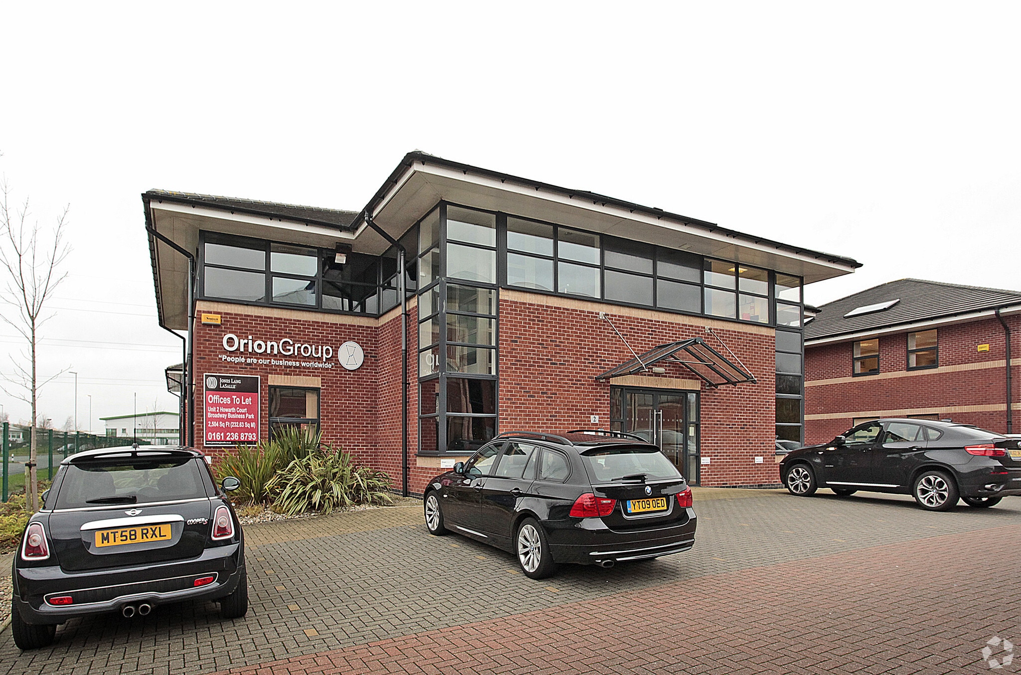 Gateway Cres, Oldham for sale Primary Photo- Image 1 of 1