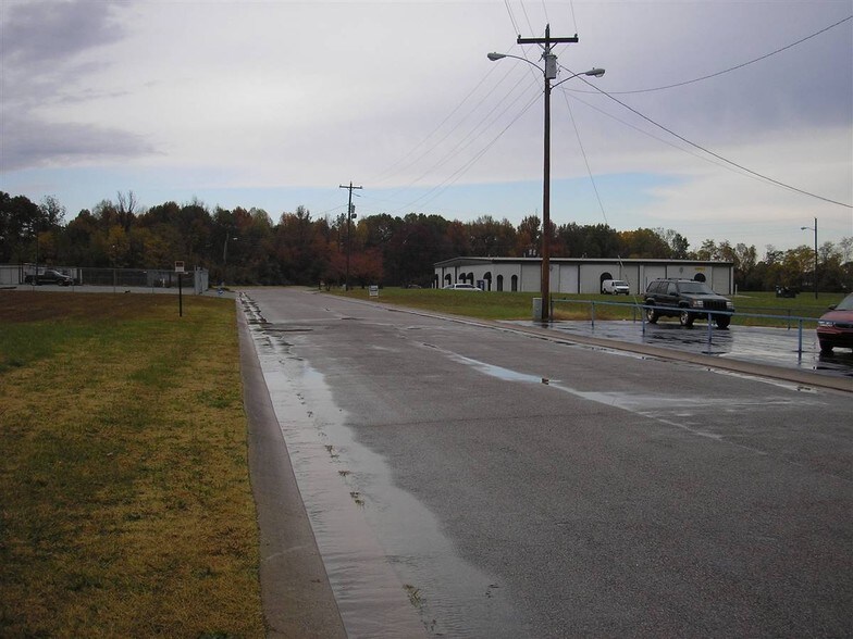 Warehouse Courtyard Lot 9, Jackson, TN 38301
