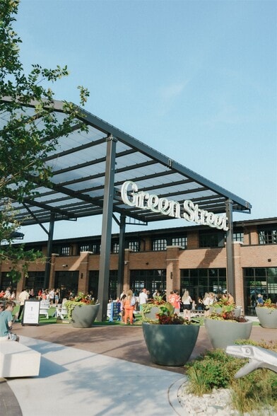 NEC of 3rd Street & Green St, Lee's Summit, MO for lease - Building Photo - Image 3 of 9