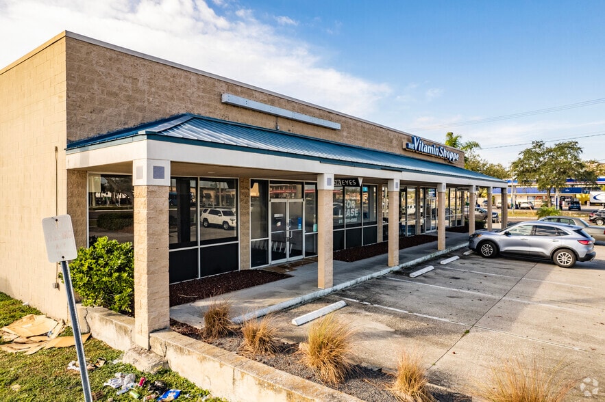 2201 E Fowler Ave, Tampa, FL 33612 Retail for Lease
