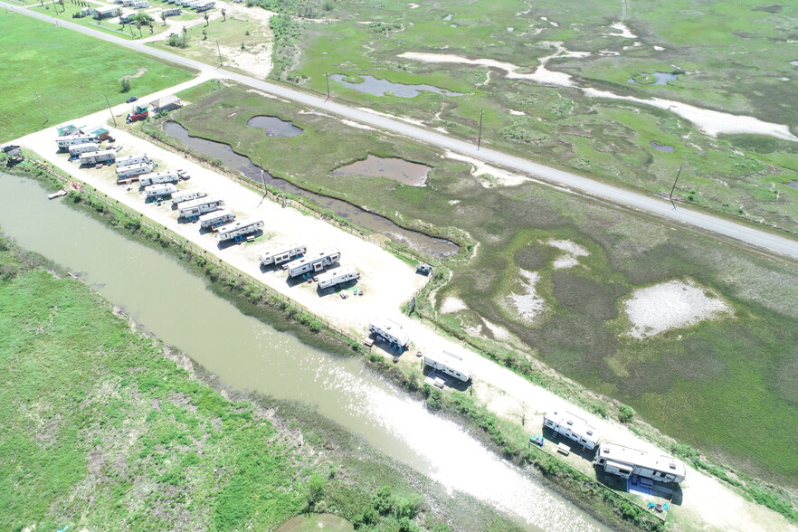 1029 Joy, Gilchrist, TX for sale - Primary Photo - Image 1 of 1