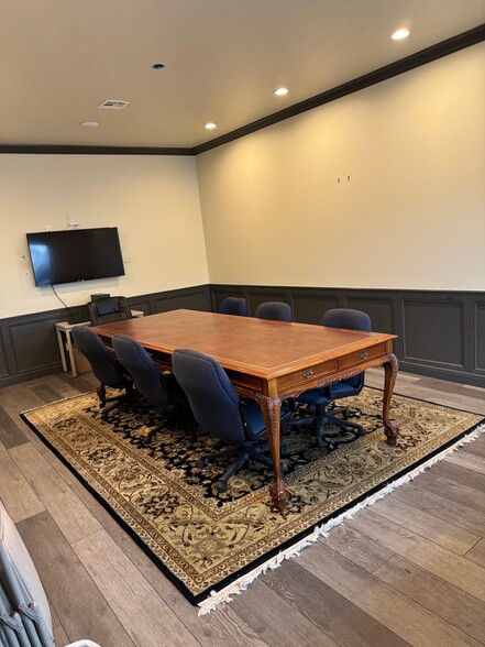 5309 E Pine St, Tulsa, OK for lease - Building Photo - Image 3 of 13