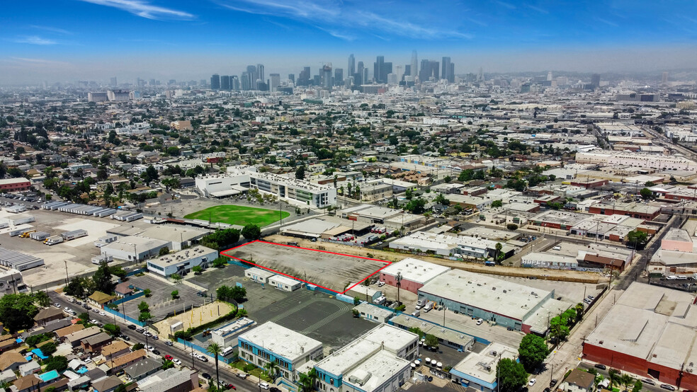 2720 Compton Ave, Los Angeles, CA for sale - Aerial - Image 3 of 18