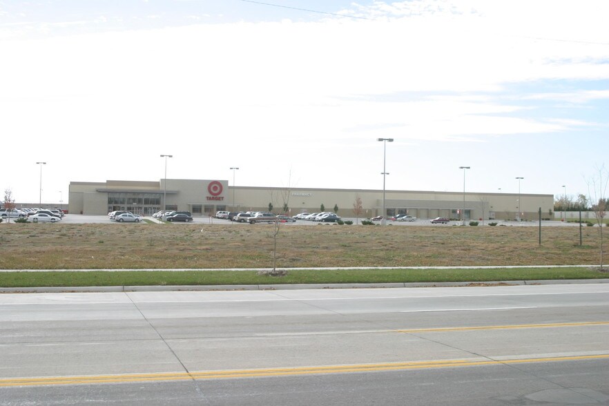 7575 W Maple St, Wichita, KS for sale - Primary Photo - Image 1 of 1