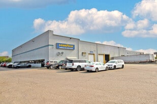 10421 Ford Rd, Dearborn MI - Warehouse