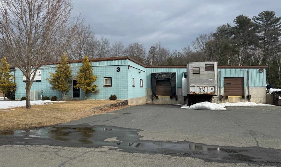 34 Elise St, Westfield, MA for lease - Primary Photo - Image 1 of 4