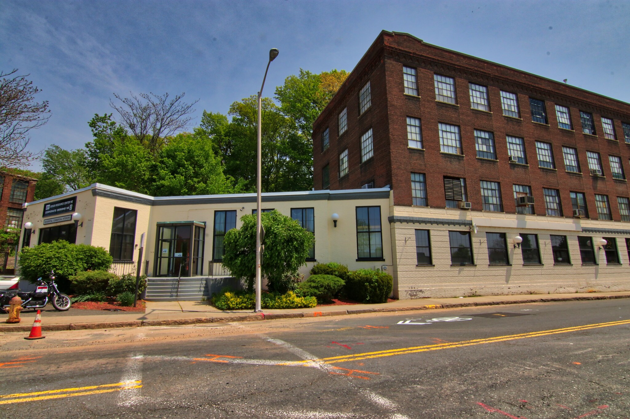 143 Main St, Springfield, MA 01105 The Monkey Wrench Building