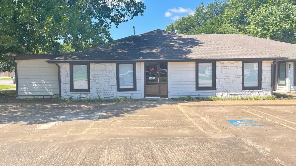 14226 S Elm St, Glenpool, OK for lease - Building Photo - Image 1 of 10