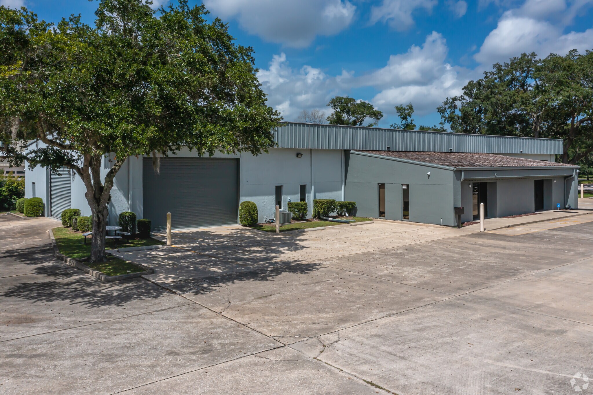 1096 Rainer Dr, Altamonte Springs, FL for sale Primary Photo- Image 1 of 1