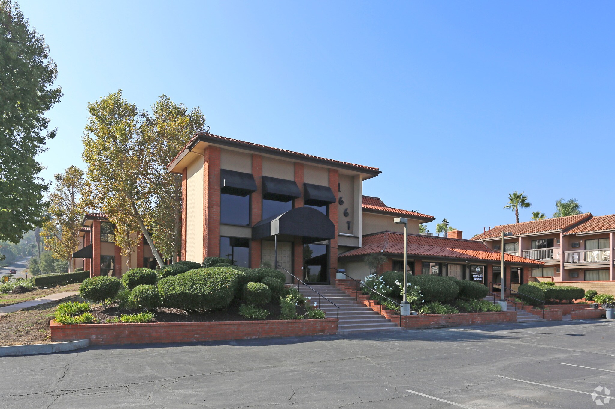 1667 S Mission Rd, Fallbrook, CA for sale Primary Photo- Image 1 of 1