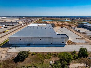 00 Woods Rd, Brookshire, TX for lease Interior Photo- Image 2 of 8