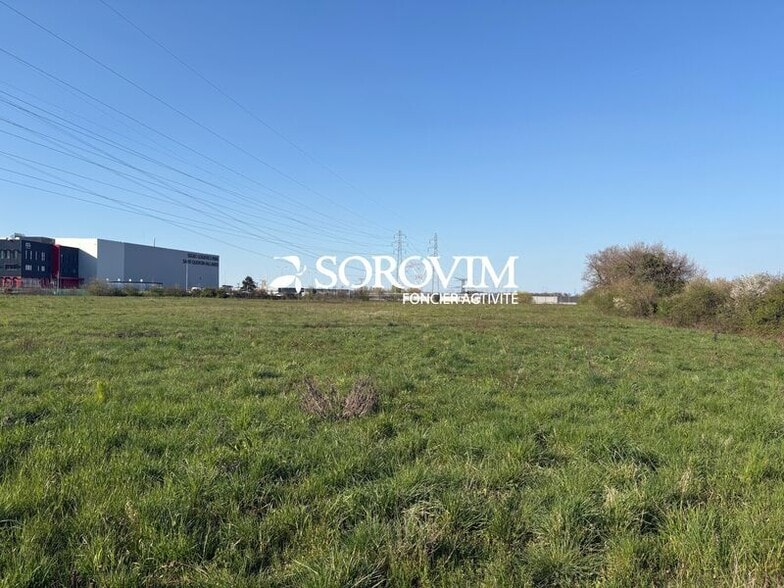 40 Rue de Malacombe, Saint-Quentin-Fallavier for lease - Building Photo - Image 2 of 10
