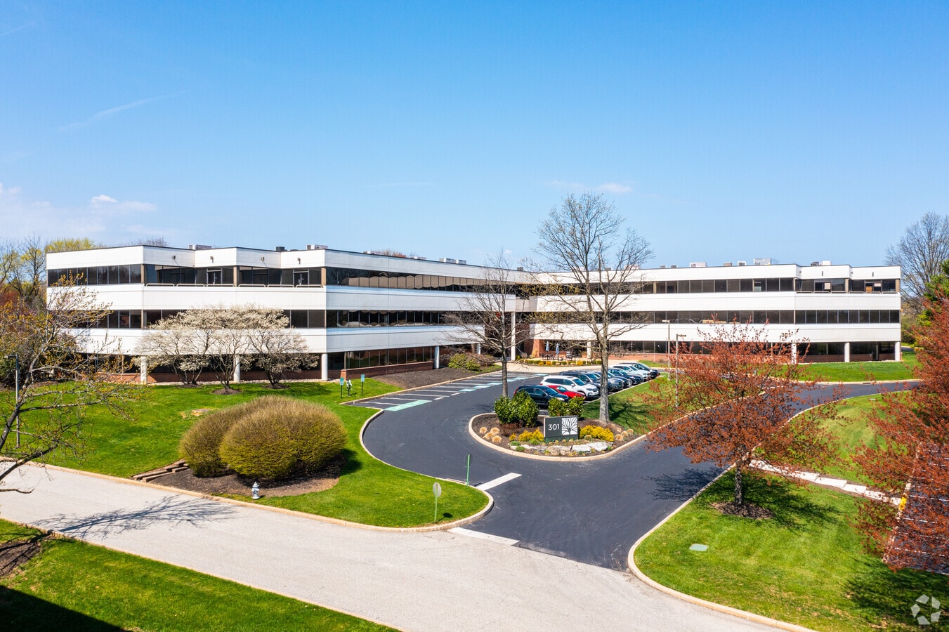 301 Lindenwood Dr, Malvern, PA 19355