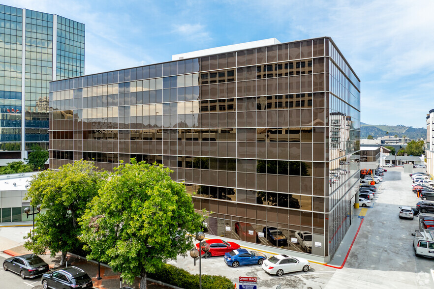 225 W Broadway, Glendale, CA for lease - Building Photo - Image 1 of 16