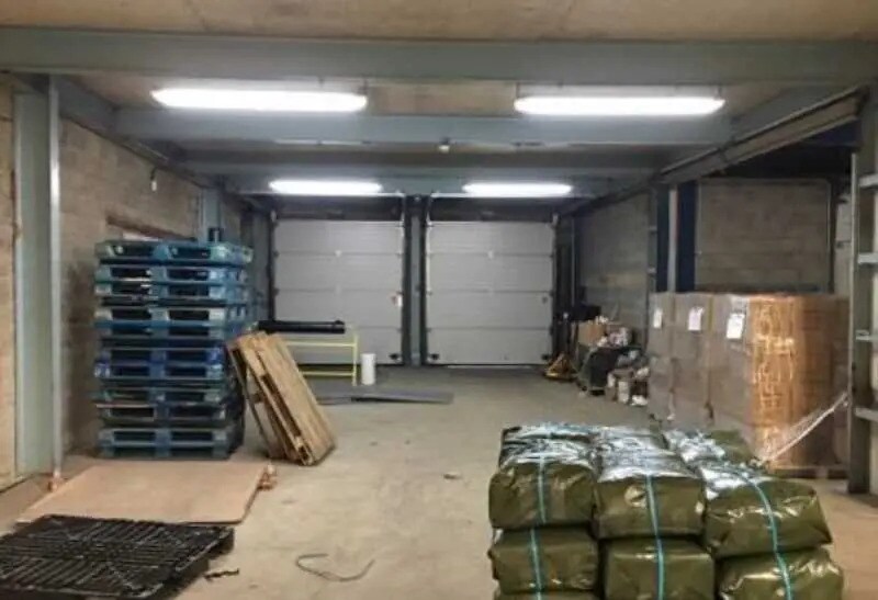 27 Rue Des Ecoles, Le Thillay for lease - Building Photo - Image 2 of 9