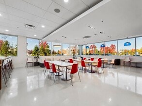 100 Via Renzo Dr, Richmond Hill, ON for lease Interior Photo- Image 2 of 8