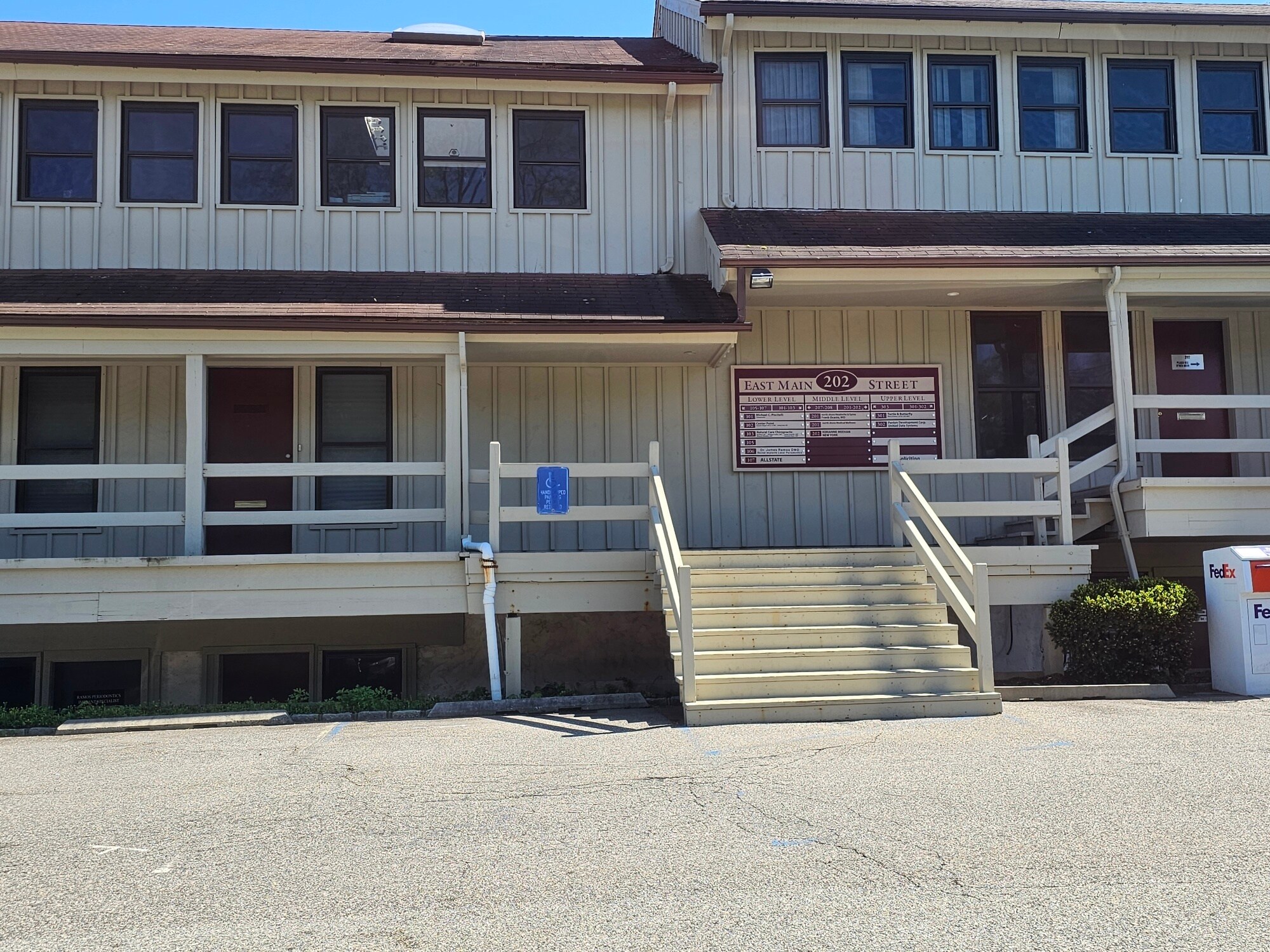 202 E Main St, Huntington, NY for lease Interior Photo- Image 1 of 35