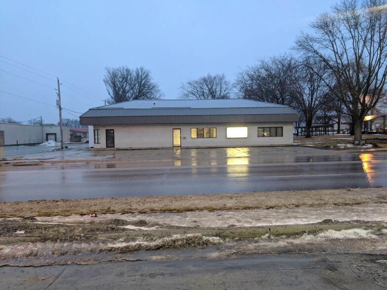 223 Central Ave W, Clarion, IA 50525