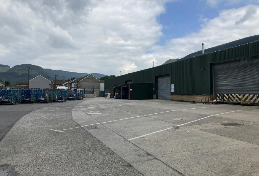 Cwmsaerbren St, Treherbert for lease Building Photo- Image 1 of 8