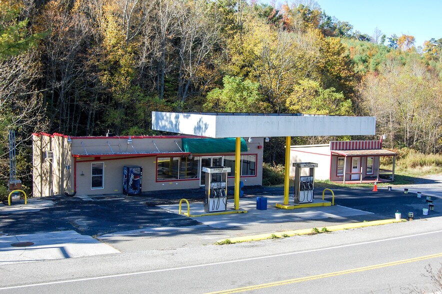 4078 Webbs Mill Rd N, Riner, VA for sale - Primary Photo - Image 1 of 1