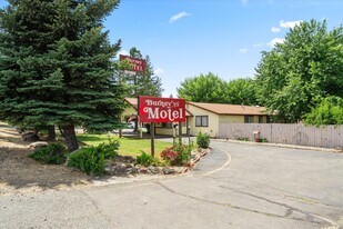 The Burney Motel - Motel