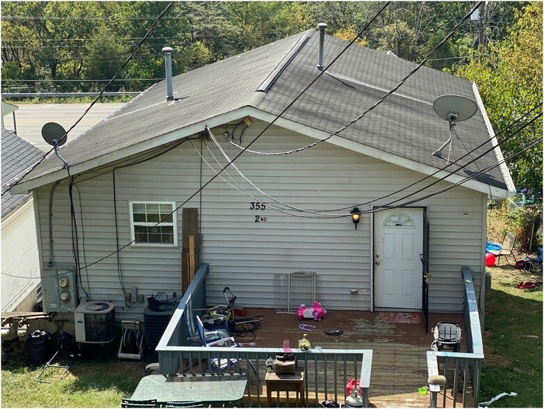 355 Sekitan Ave, Addyston, OH 45001