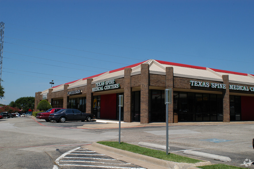 1915 N Central Expy, Plano, TX for lease - Building Photo - Image 3 of 32