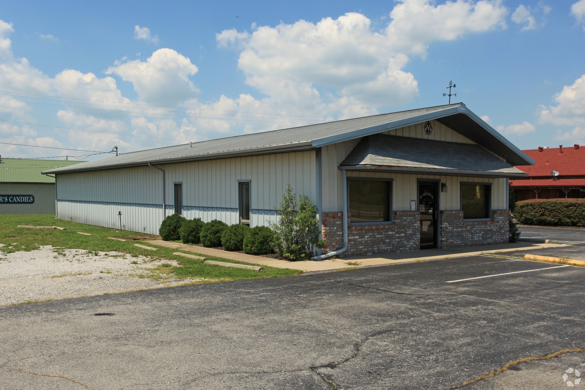 1433 Us-127 Byp, Lawrenceburg, KY for sale Primary Photo- Image 1 of 6