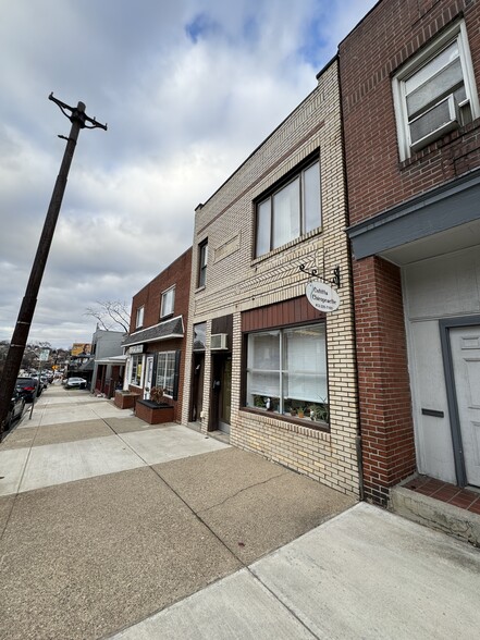 4353 Murray Ave, Pittsburgh, PA for lease - Building Photo - Image 3 of 4