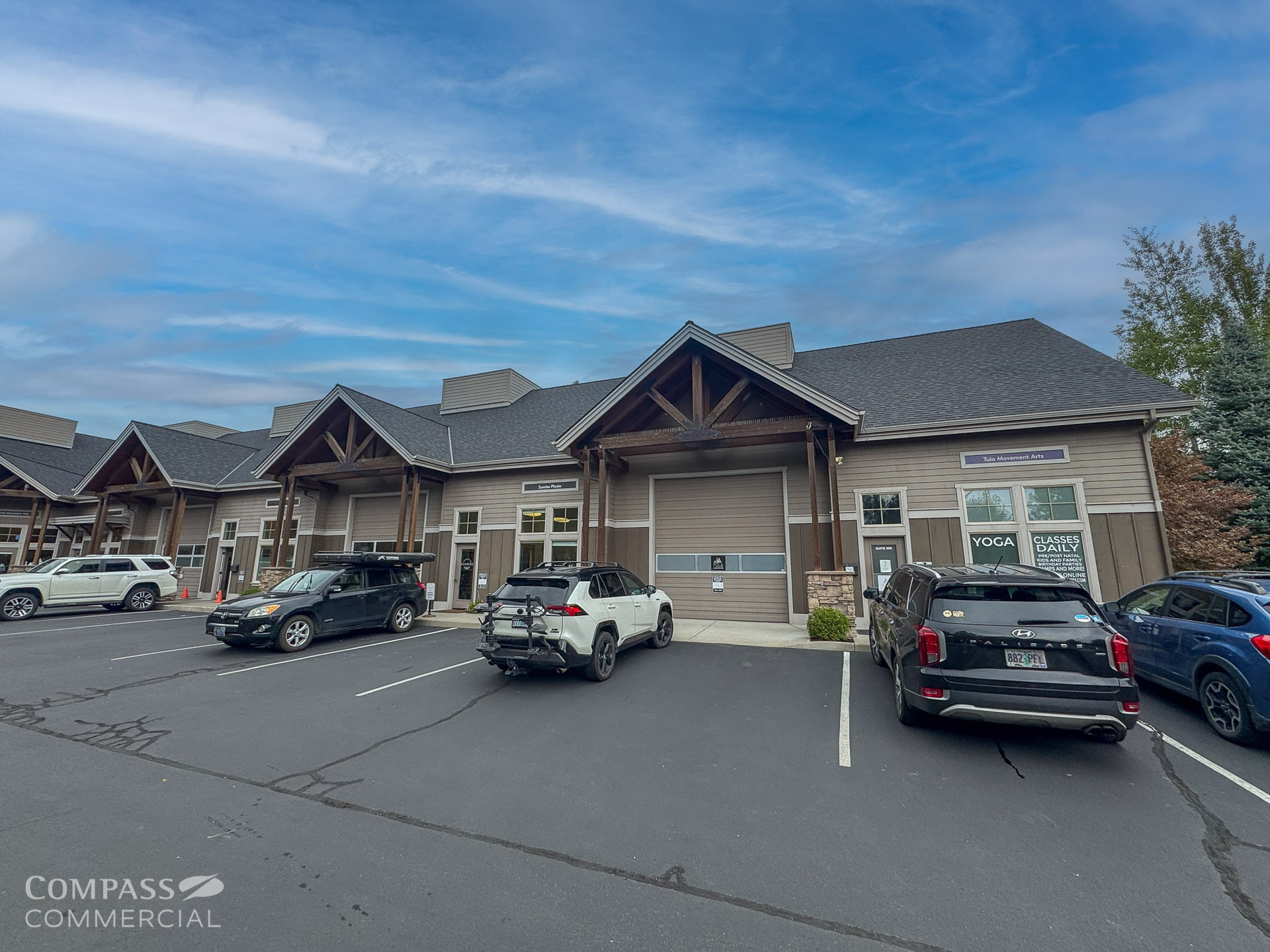 2797 NW Clearwater Dr, Bend, OR for lease Building Photo- Image 1 of 3