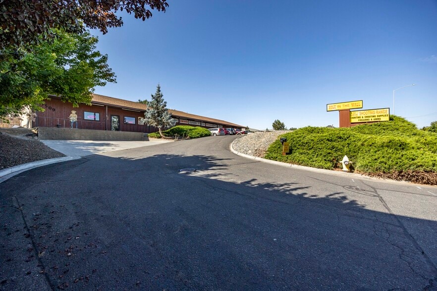 7509 W Deschutes Rd, Kennewick, WA for sale - Building Photo - Image 1 of 28