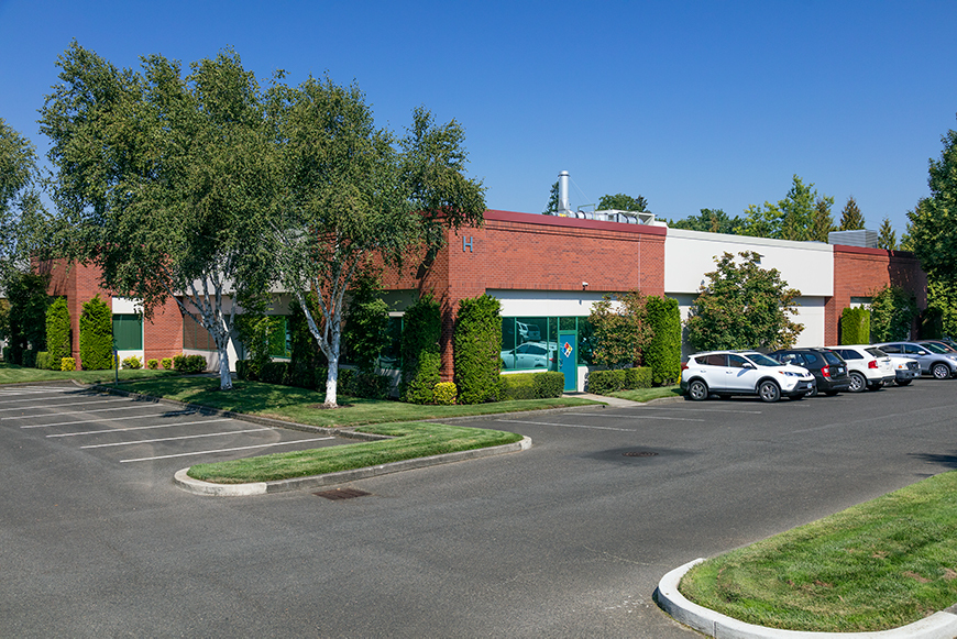 7245 NW Evergreen Pky, Hillsboro, OR for lease - Building Photo - Image 1 of 4