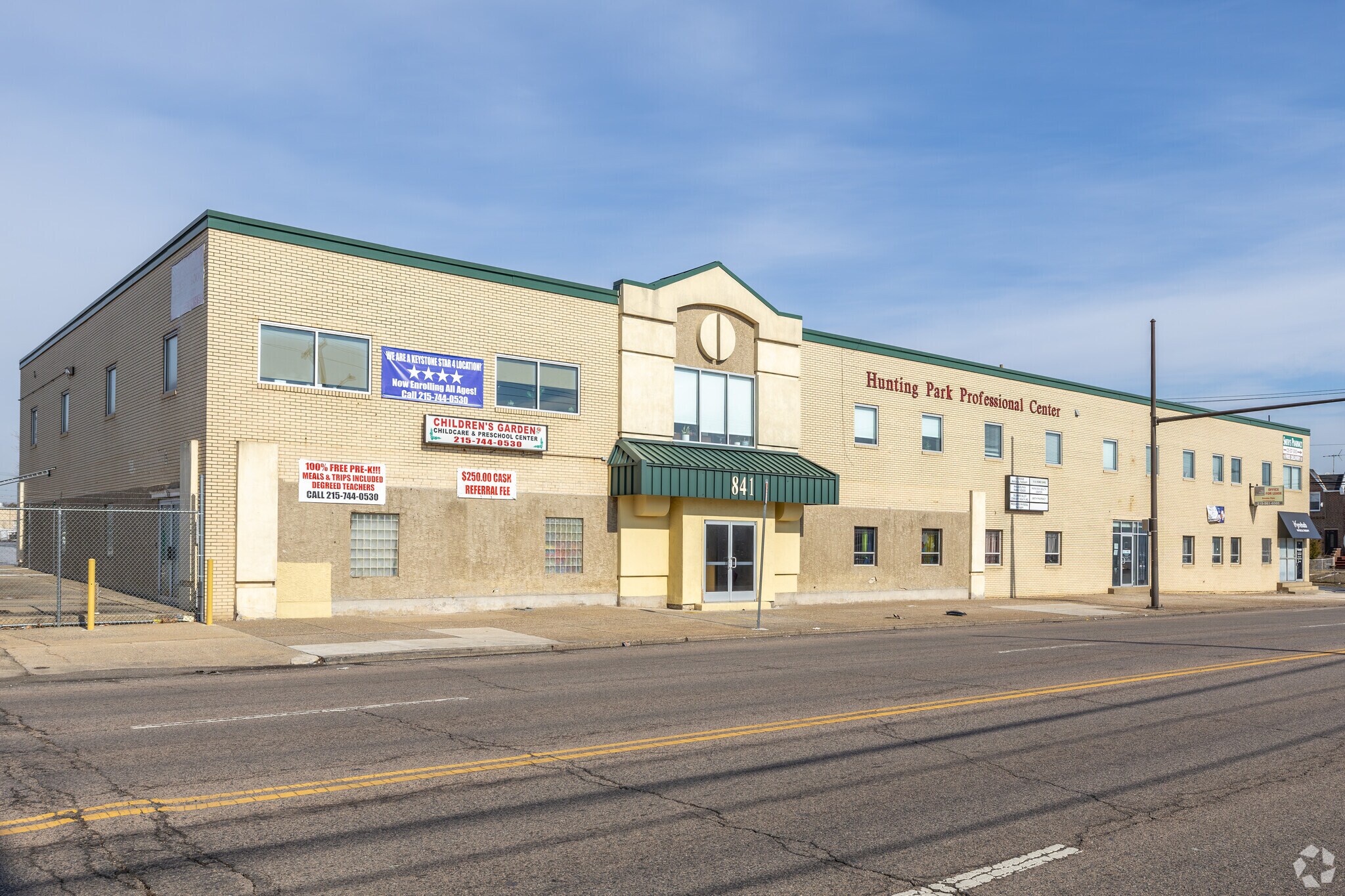 841 E Hunting Park Ave, Philadelphia, PA for sale Primary Photo- Image 1 of 1