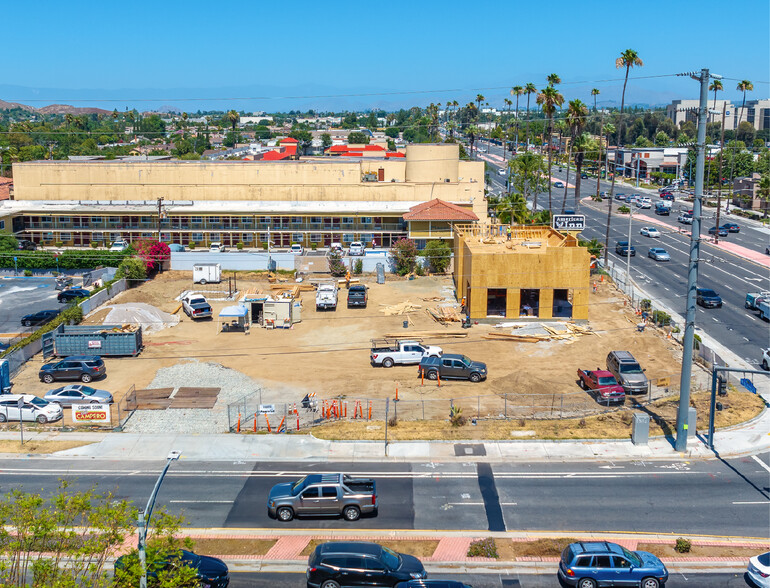 11095 Magnolia Ave, Riverside, CA for sale - Building Photo - Image 3 of 11