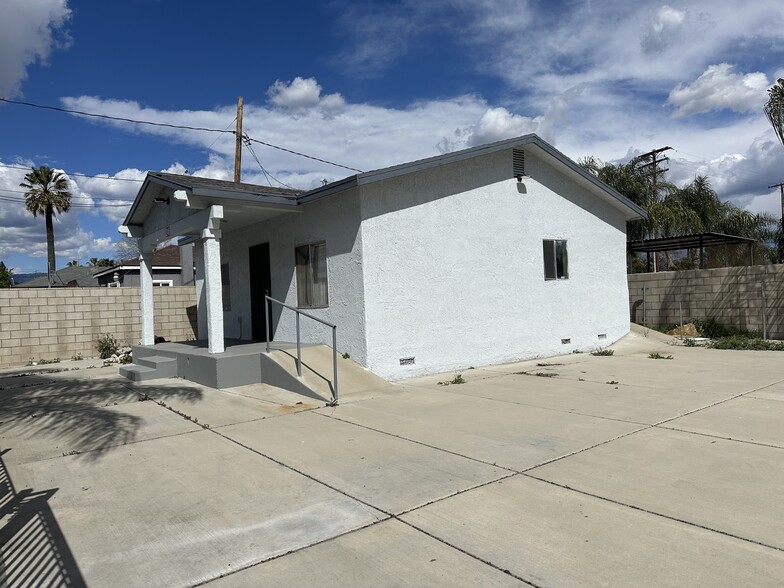 595 W Valley Blvd, Colton, CA for sale - Building Photo - Image 3 of 5