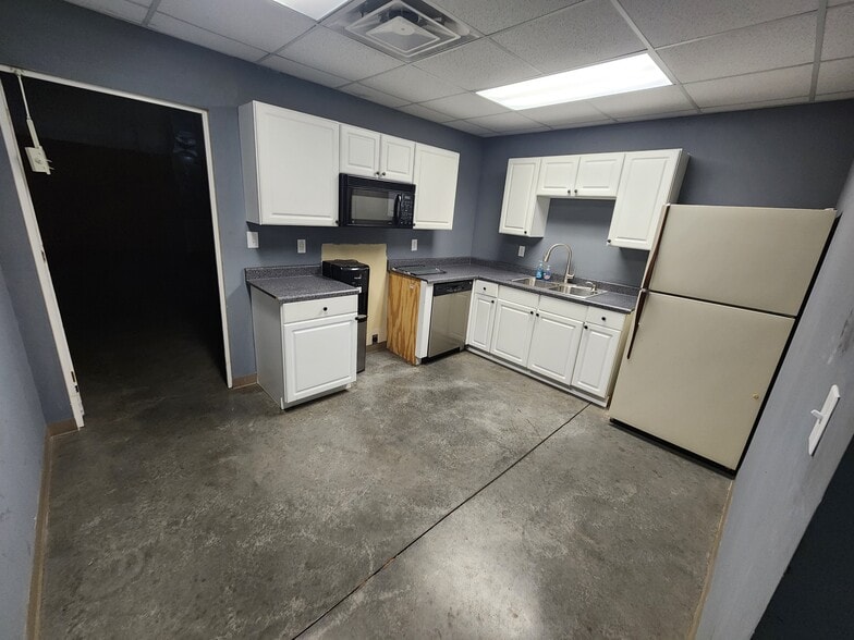 318 Baston Rd, Martinez, GA for sale - Building Photo - Image 2 of 20