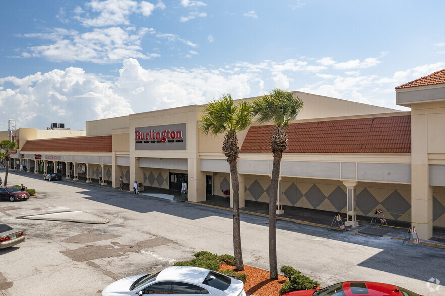 3802-3950 S Dale Mabry Hwy, Tampa, FL for sale - Primary Photo - Image 1 of 1