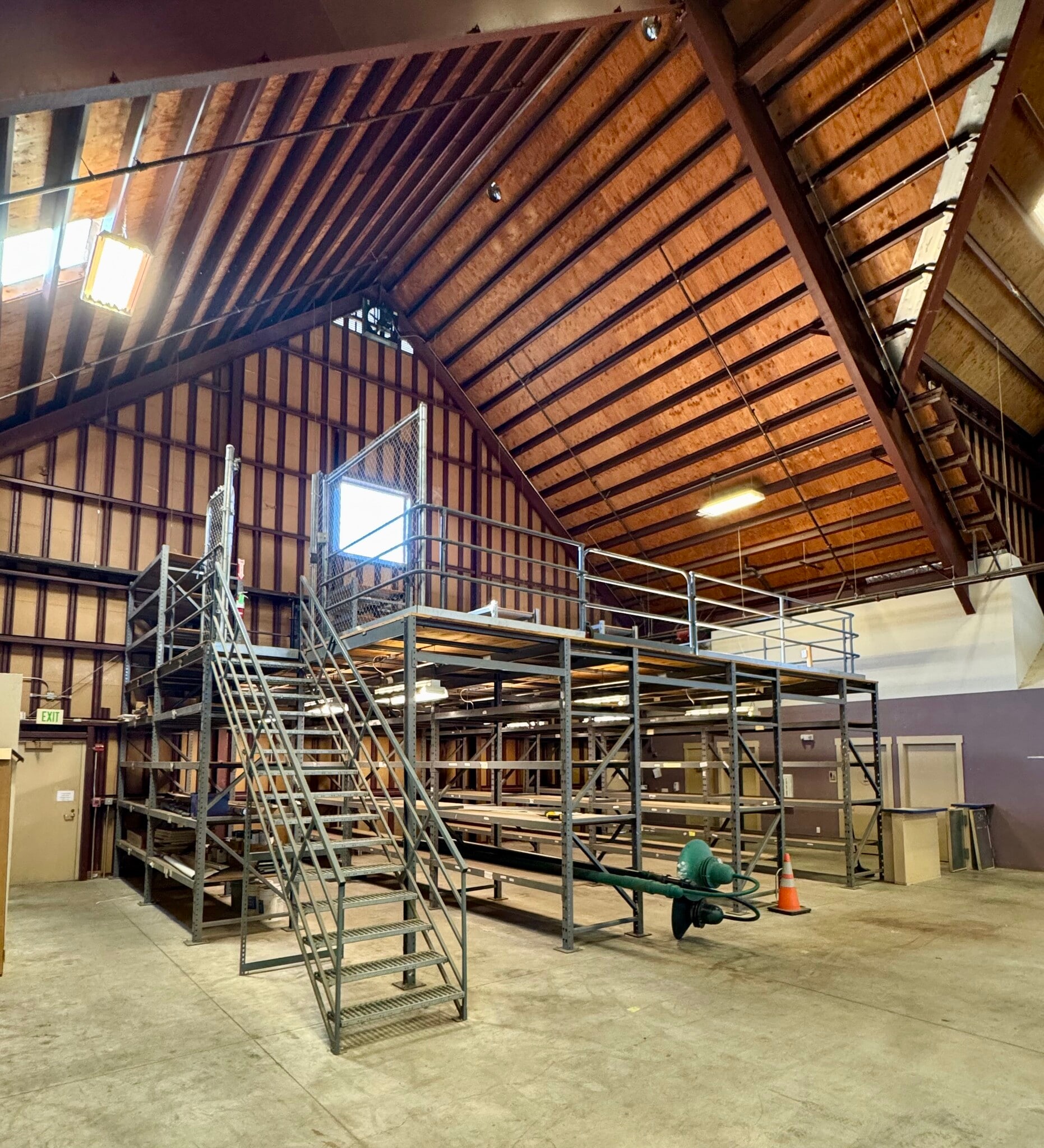 1003 Gravenstein Hwy, Sebastopol, CA for lease Interior Photo- Image 1 of 4