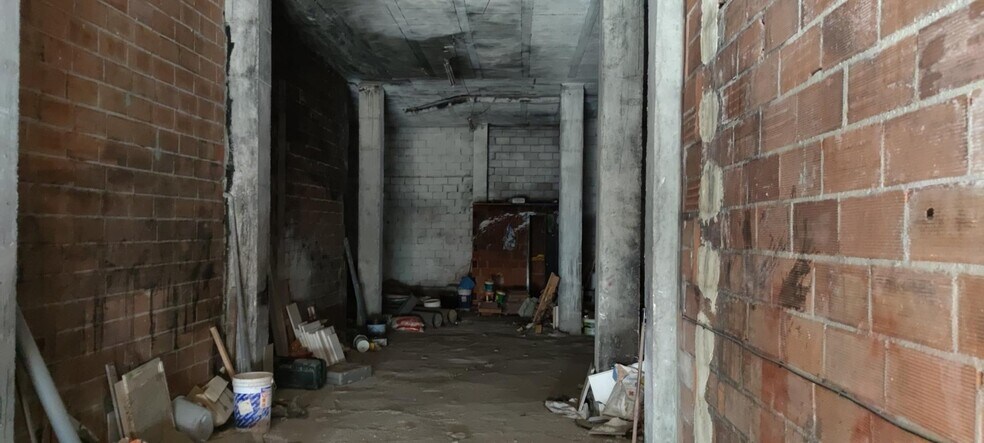 Carrer Ardiaca Pere Esplugues, 135, Alzira, Valencia for sale - Building Photo - Image 1 of 23