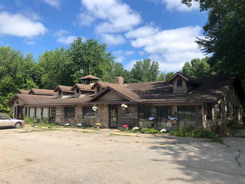 4938 US 20, Laporte, IN for sale - Primary Photo - Image 1 of 1