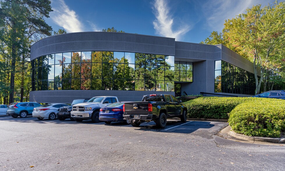 1700 Water Pl SE, Atlanta, GA for lease - Primary Photo - Image 1 of 9