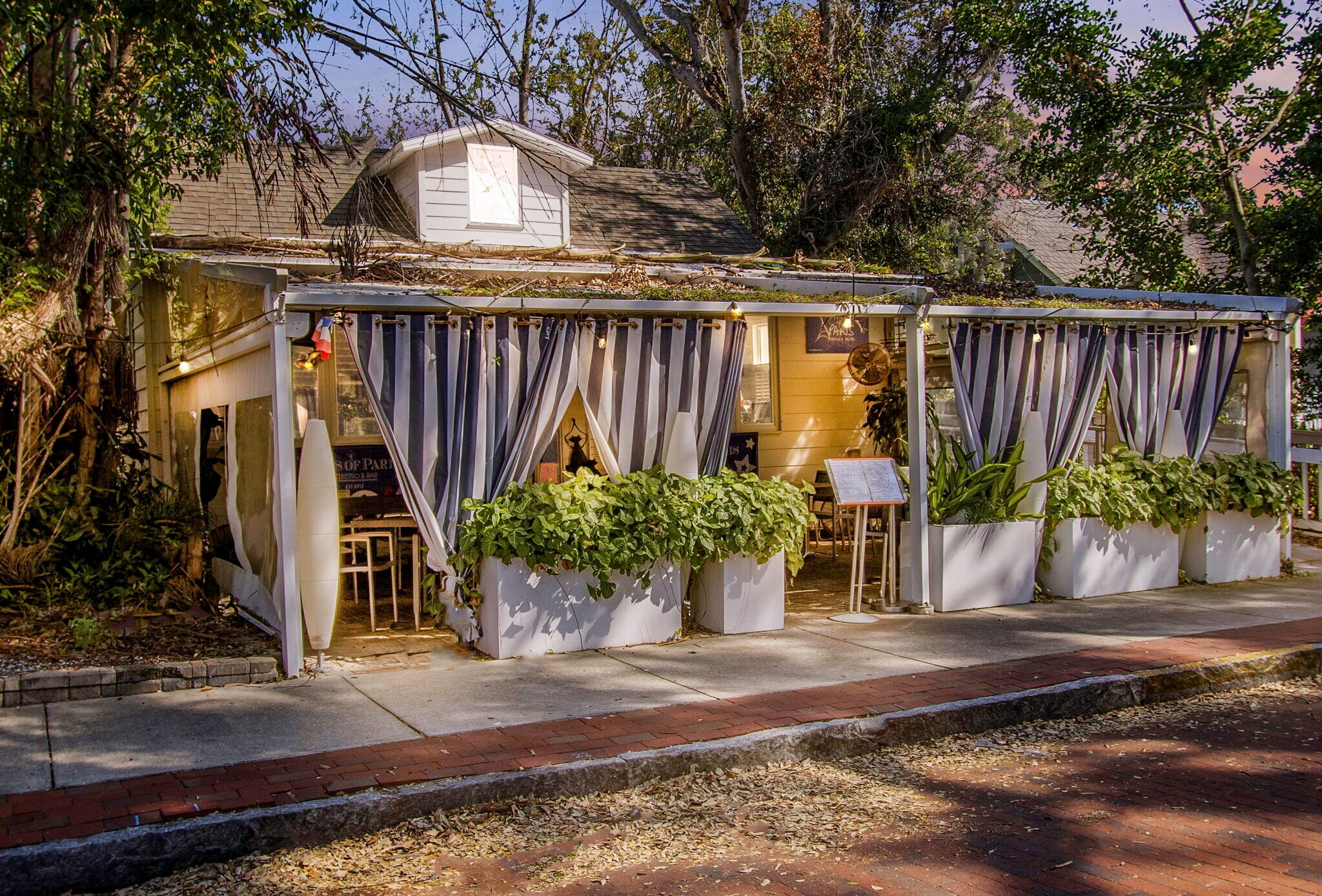 146 4th Ave N, Safety Harbor, FL for sale Primary Photo- Image 1 of 9