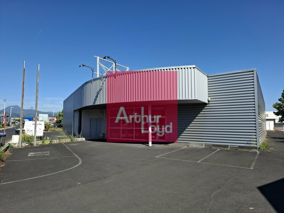 5 Rue Des Chazots, Aubière for lease Building Photo- Image 1 of 8