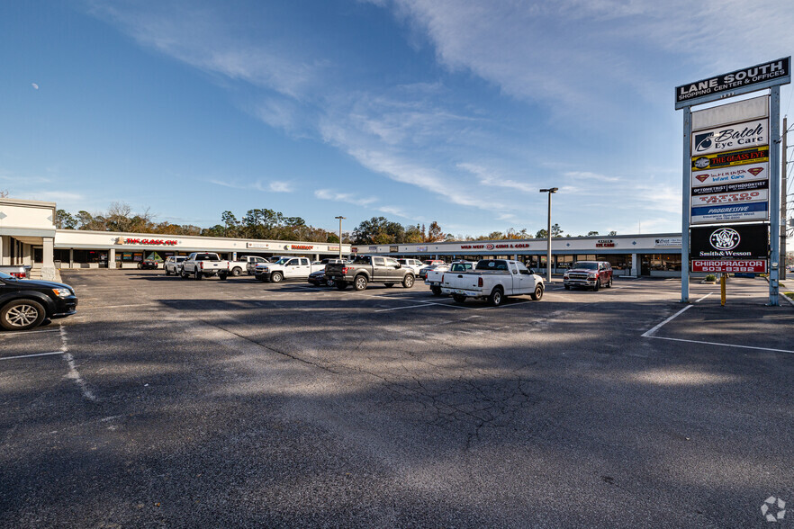 1233 Lane Ave S, Jacksonville, FL for lease - Building Photo - Image 2 of 19