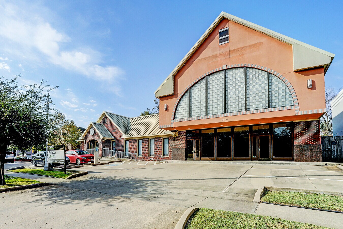 3208 S Shepherd Dr, Houston, TX 77098