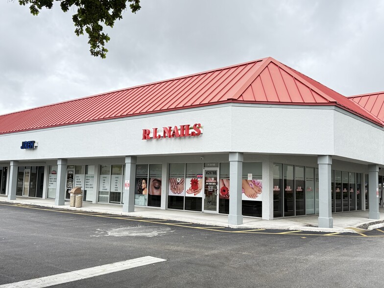 2902-2990 Jog Rd, Greenacres, FL for lease - Building Photo - Image 3 of 5