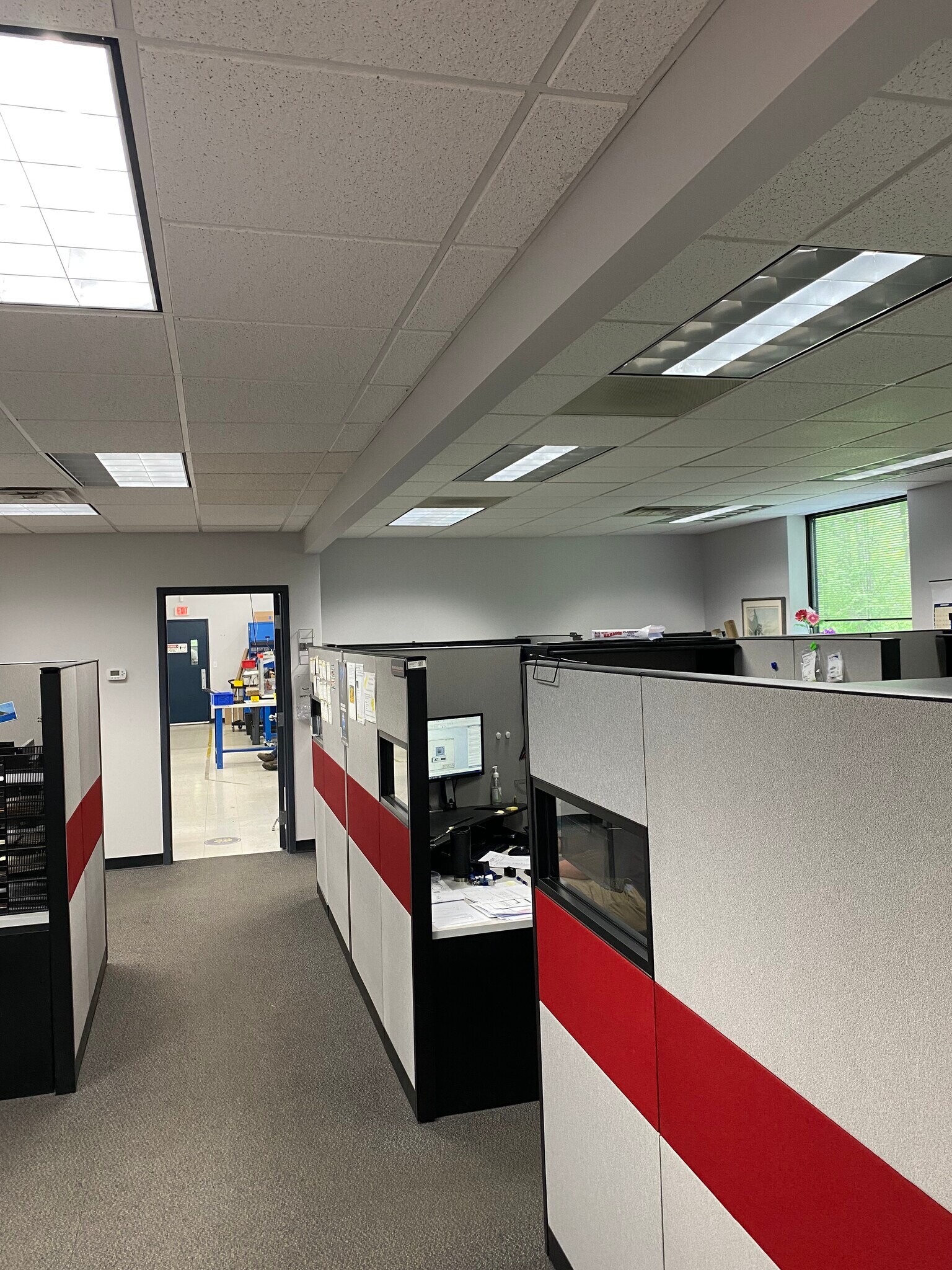 11 Cobham Dr, Orchard Park, NY 14127 Flex for Sale